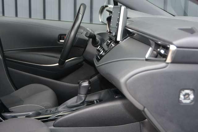 Toyota Corolla Touring Sports 1.8h Business Tech cvt