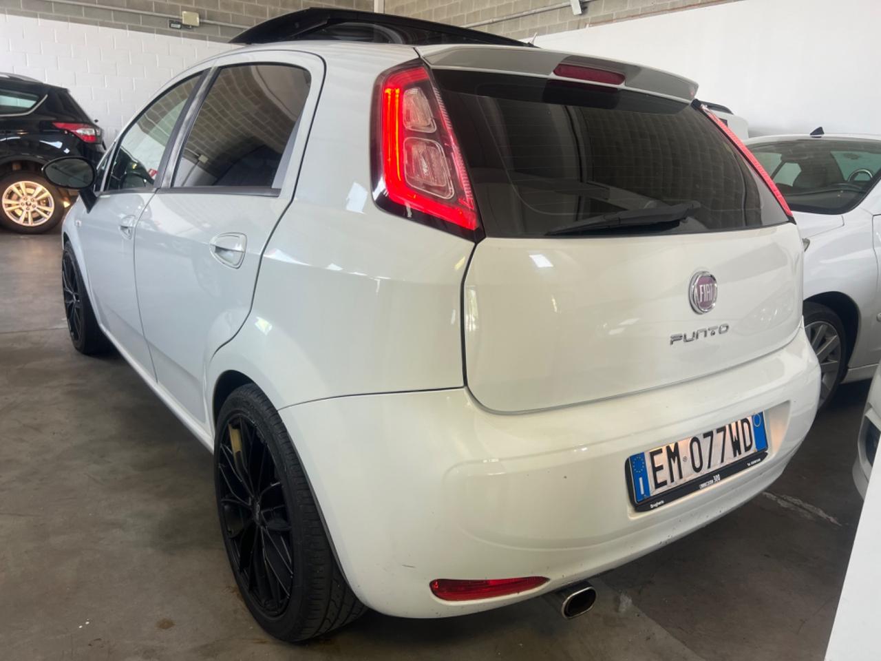 Fiat Grande Punto 1.4 5 porte dualogic racing