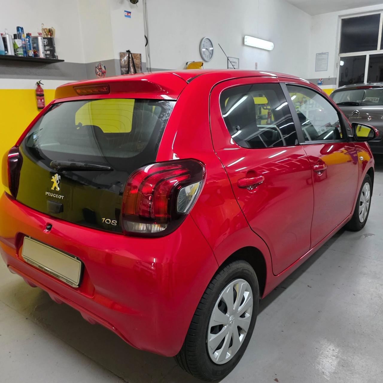 108 VTi 72 S&S 5 porte Allure AZIENDALE PERFETTA