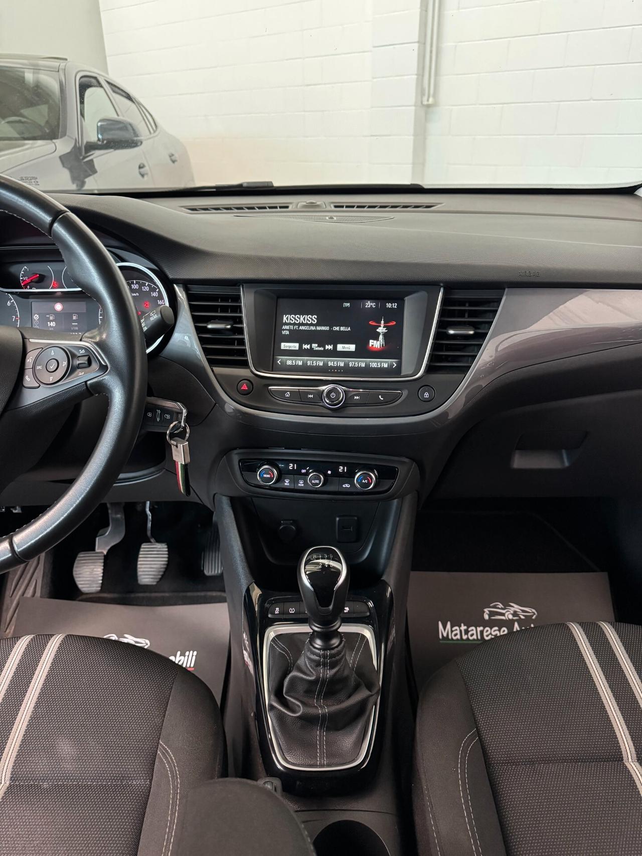 Opel Crossland 1.2cc 110cv Clima+Carplay OK Neopatentati