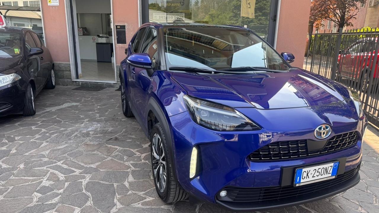 Toyota Yaris Cross 1.5 Hybrid 5p. E-CVT AWD-i Lounge