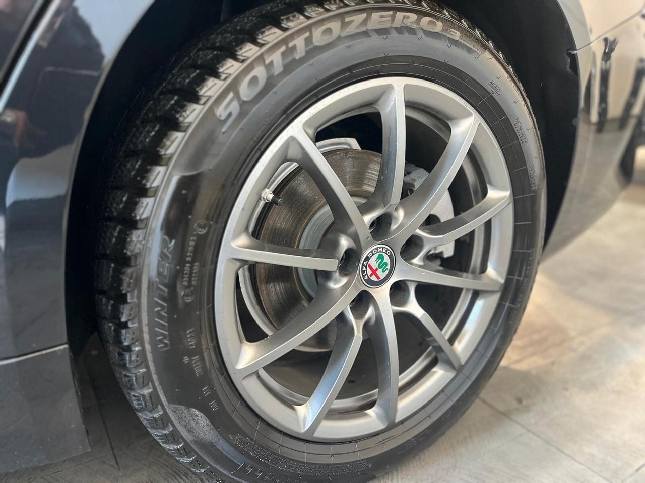 ALFA ROMEO GIULIA 2.2 Turbodiesel 180 CV 87600KM *UNICOPRO*