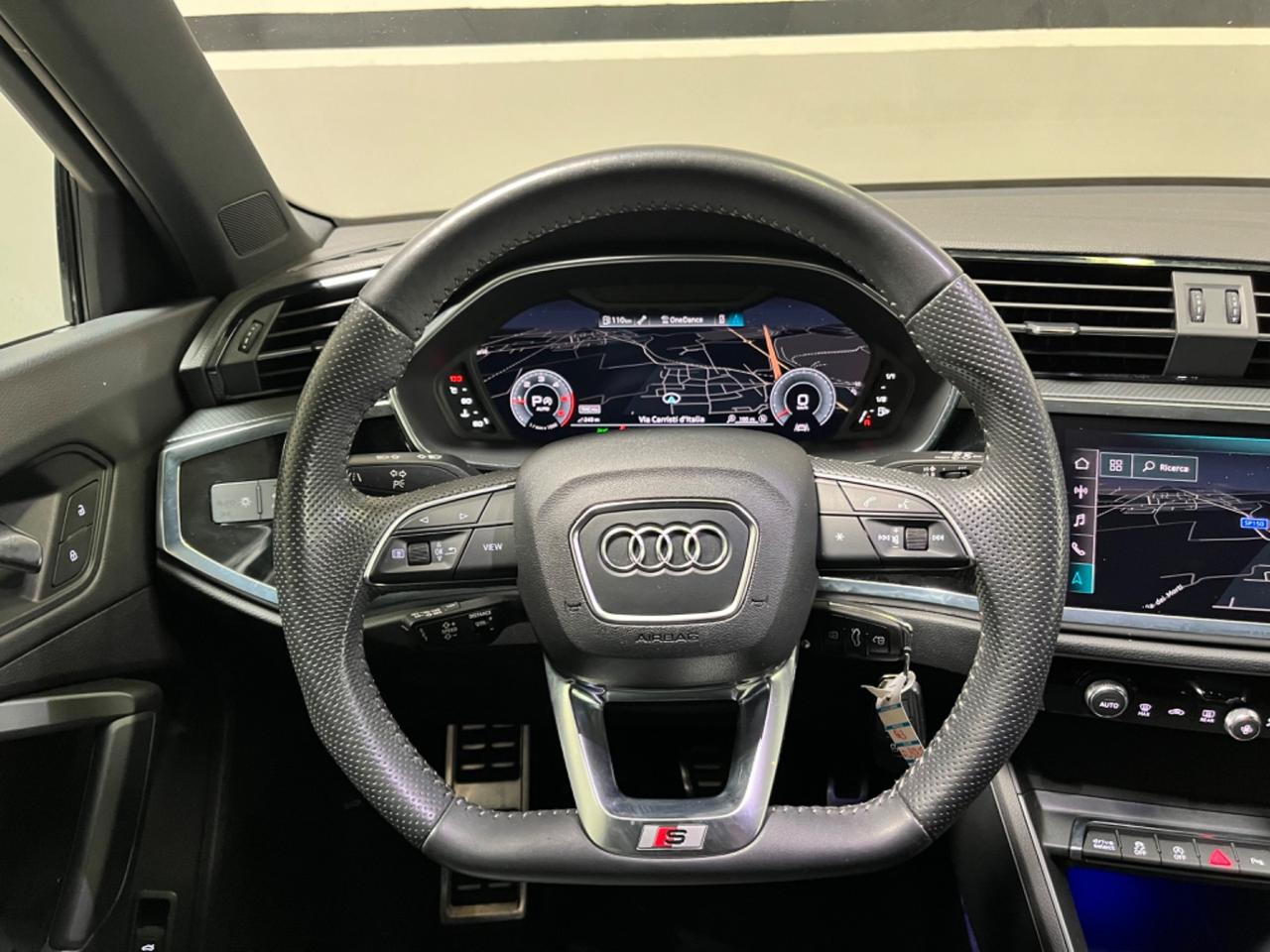 Audi Q3 35 TDI S tronic line edition