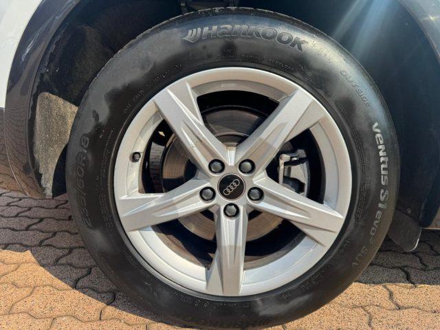 AUDI Q5 35 TDI S tronic Business Advanced