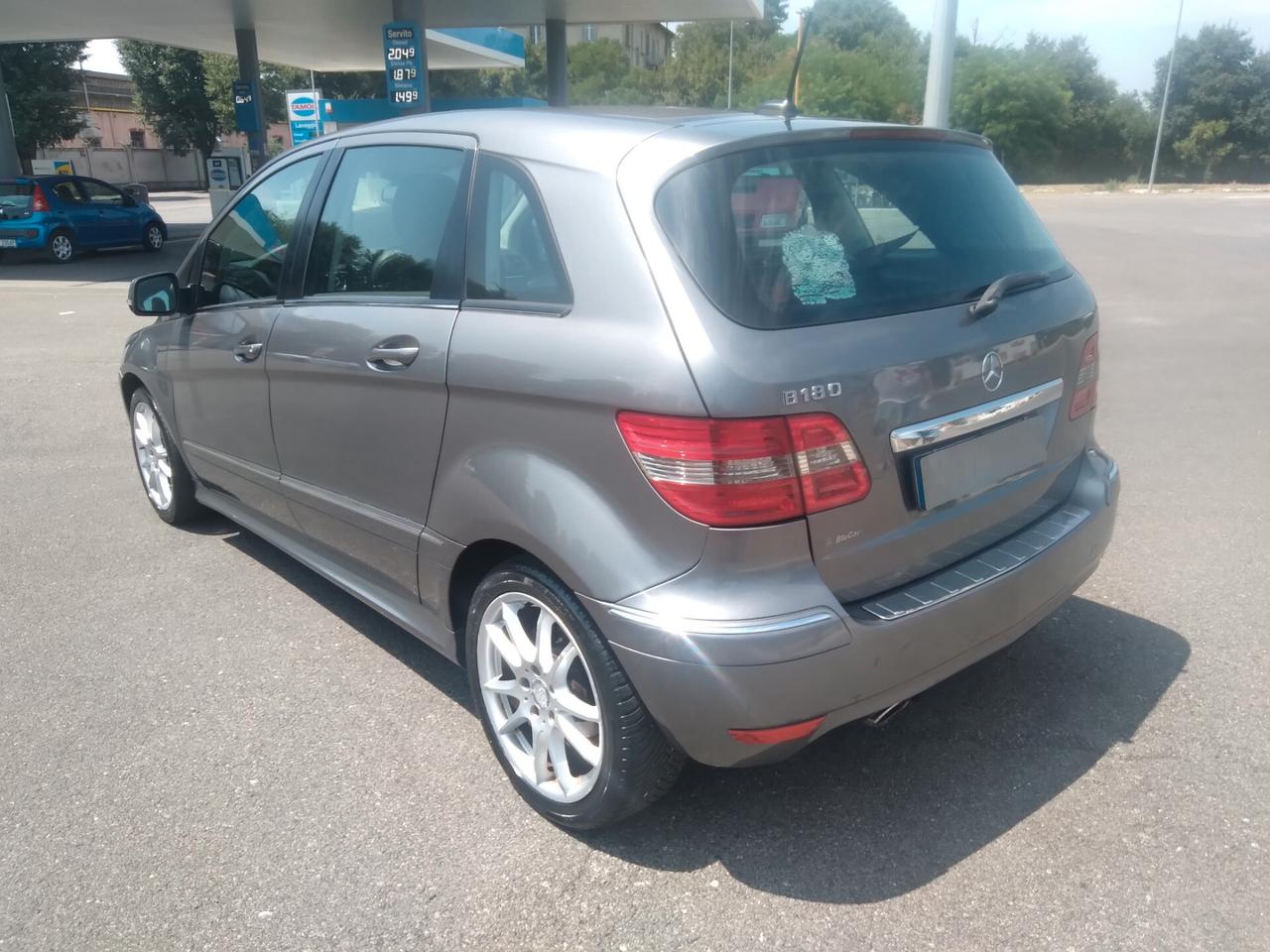 Mercedes-benz B 180 BlueEFFICIENCY Sport x neopatentati