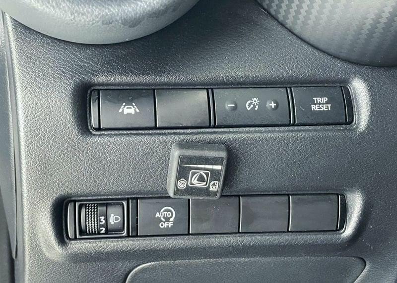 Nissan Juke 1.0 DIG-T 114 CV N-Connecta