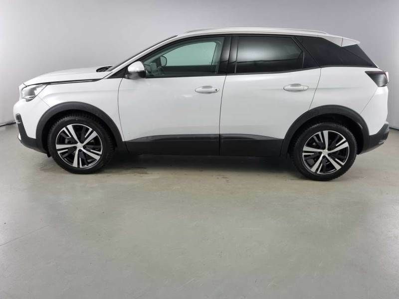 PEUGEOT 3008 BlueHDI 130 EAT8 S&S Business