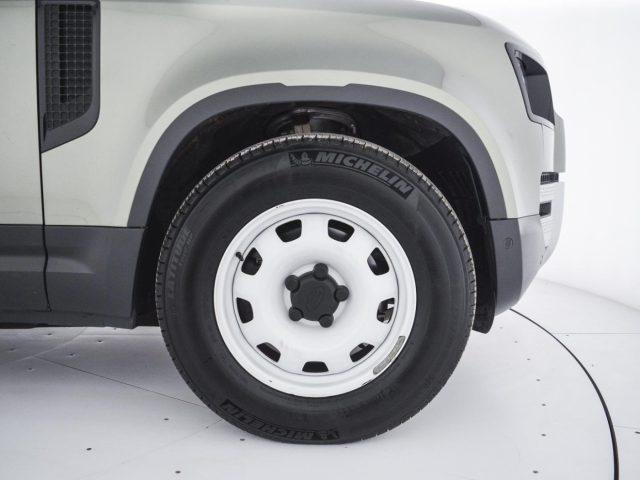 LAND ROVER Defender 110 3.0D I6 200 CV AWD Auto