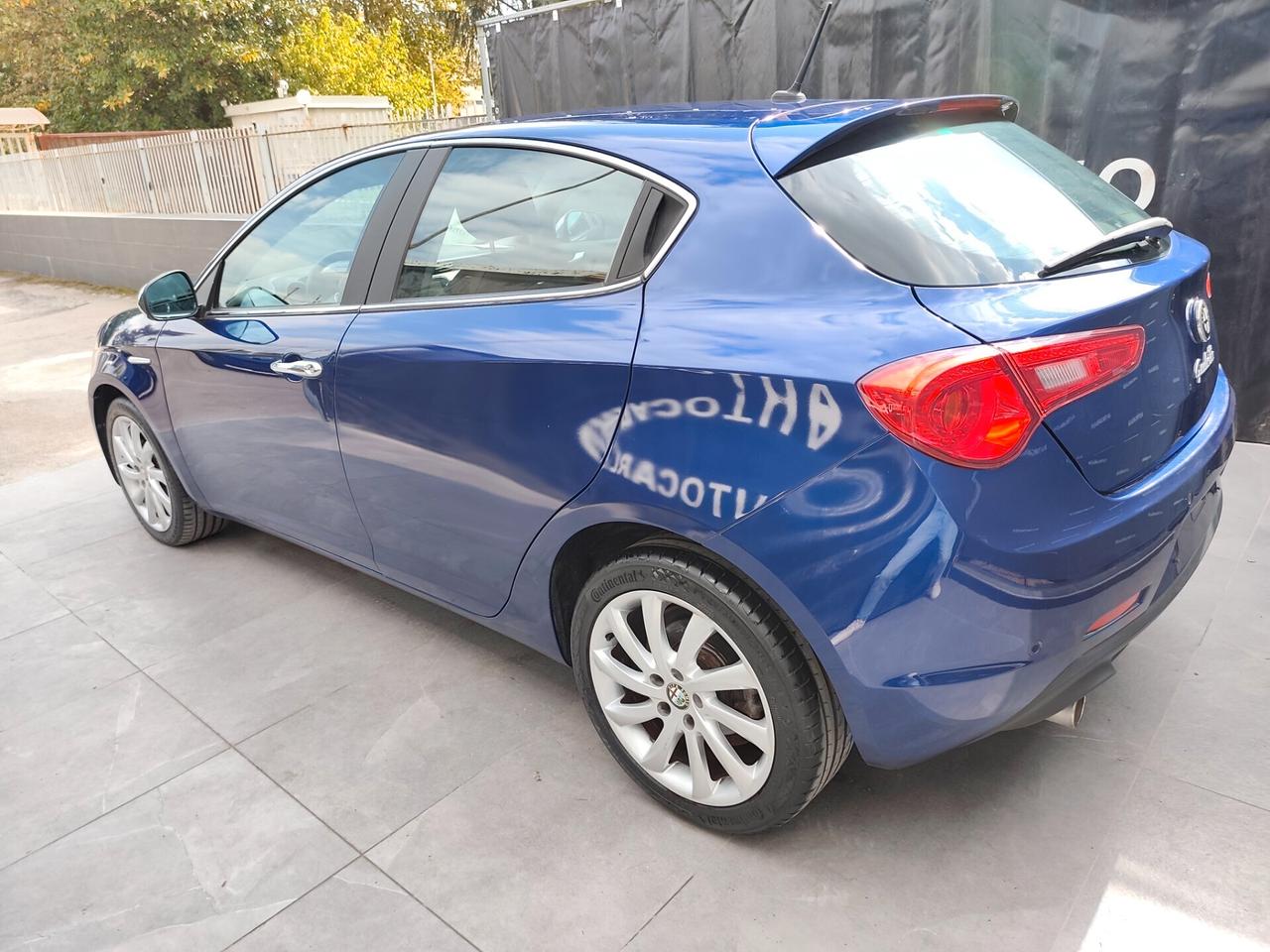 Alfa Romeo Giulietta 1.6 JTDm-2 120 CV Exclusive