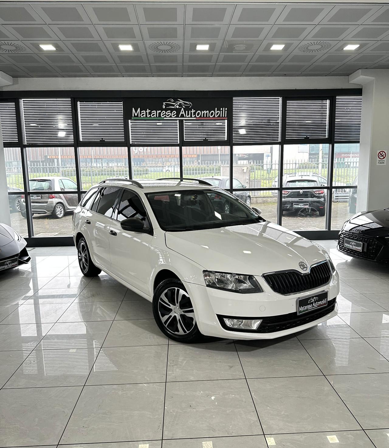 Skoda Octavia Skoda Octavia 1.6 tdi 90cv OKNeopatentati Tagliandata