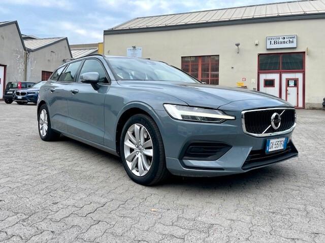 Volvo V60 B4 (d) Geartronic Momentum Business