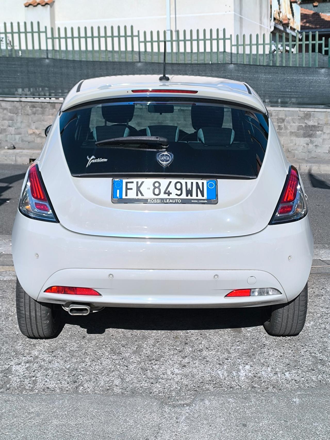 Lancia Ypsilon 1.3 MJT 16V 95 CV 5 porte S&S Gold