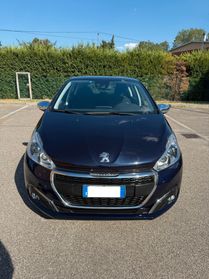 Peugeot 208 1.2 - NAV. - NEOPATENTATI - 12 MESI DI GARANZIA -
