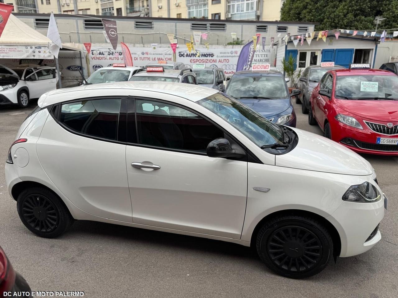 Lancia Ypsilon 1.0 Benzina S&S Hybrid Silver.2022