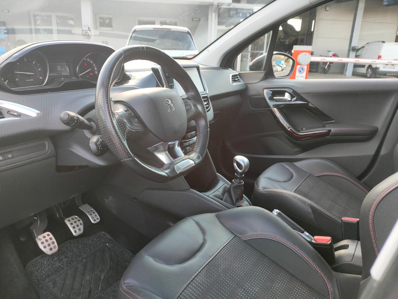 Peugeot 208 BlueHDi 120 S&S 5 porte GT Line NEOPATENTATI