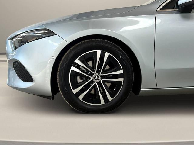 MERCEDES-BENZ A 180 d Automatic Progressive Advanced