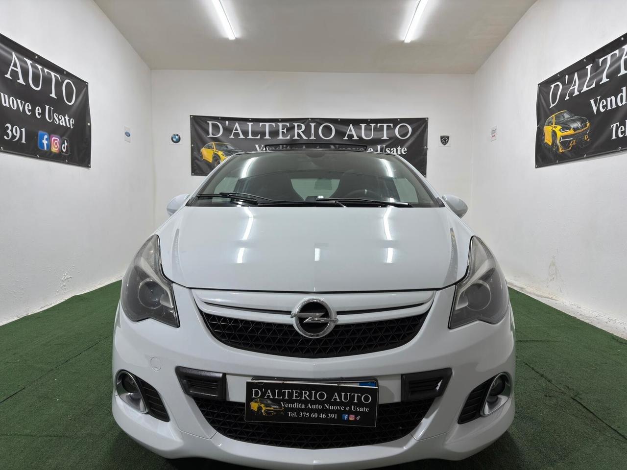 Opel Corsa 1.6 T 192CV 3 porte OPC