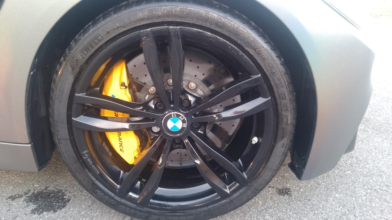 BMW M4 perfomance carbonceramic 2015