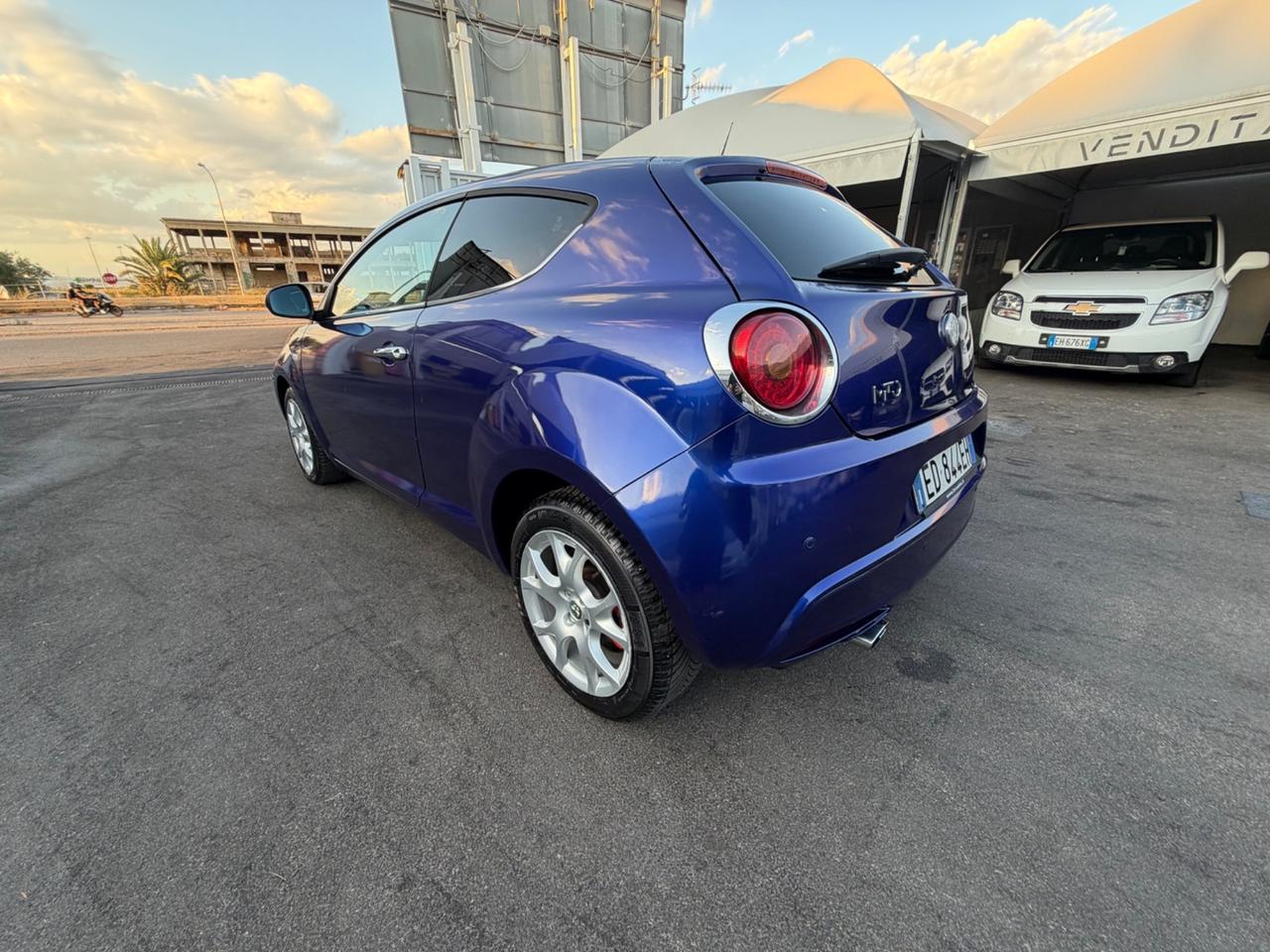 Alfa Romeo MiTo 1.6 JTDm 16V Distinctive Sport Pack