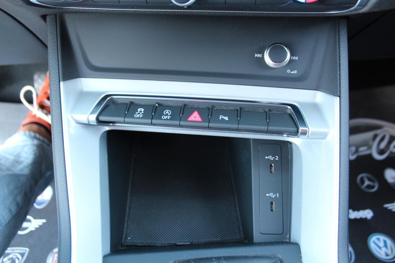 Audi Q3 35 TDI S tronic Business Advanced