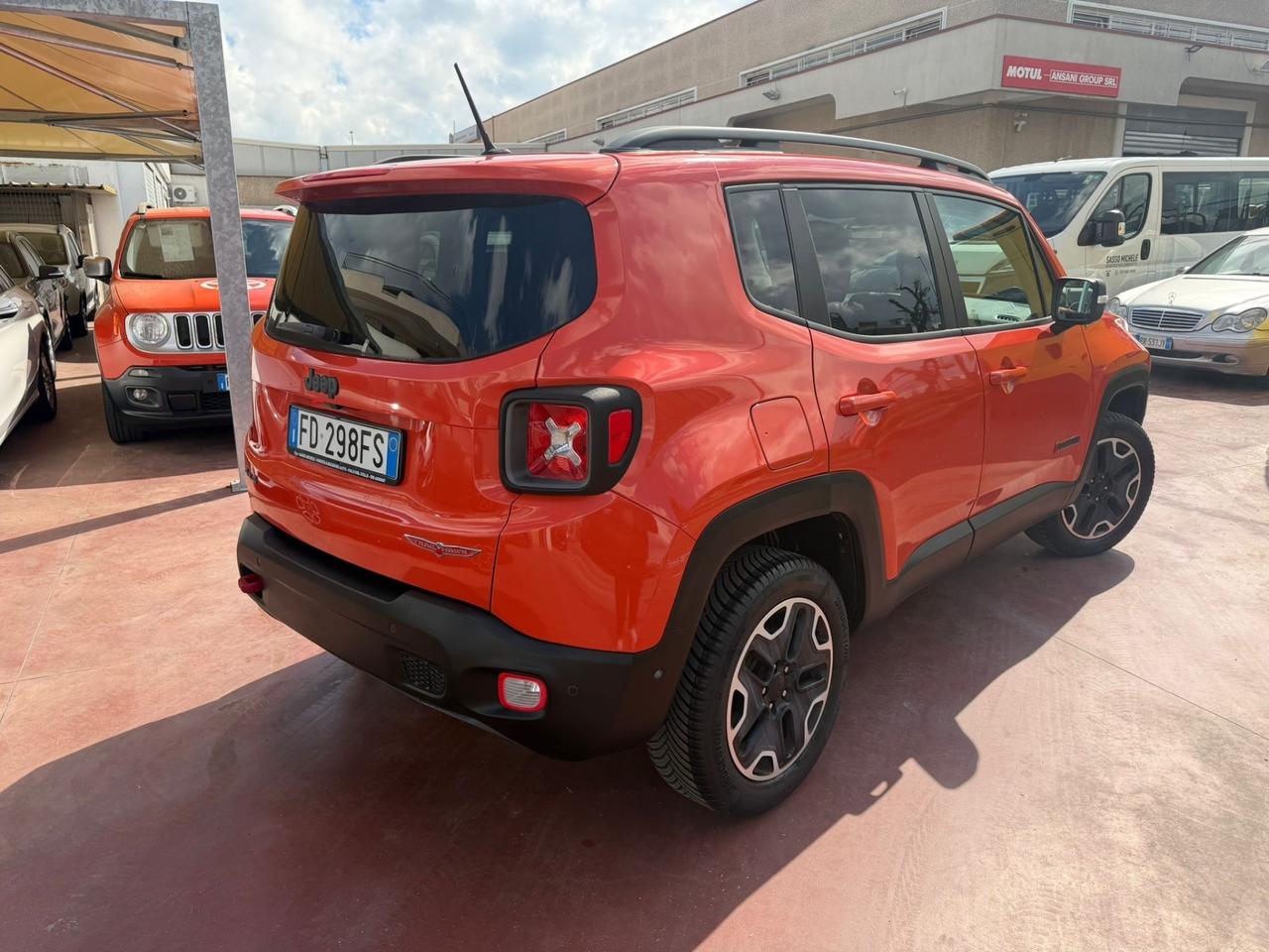 Jeep Renegade 2.0 Mjt 170CV 4WD Active Drive Low Trailhawk
