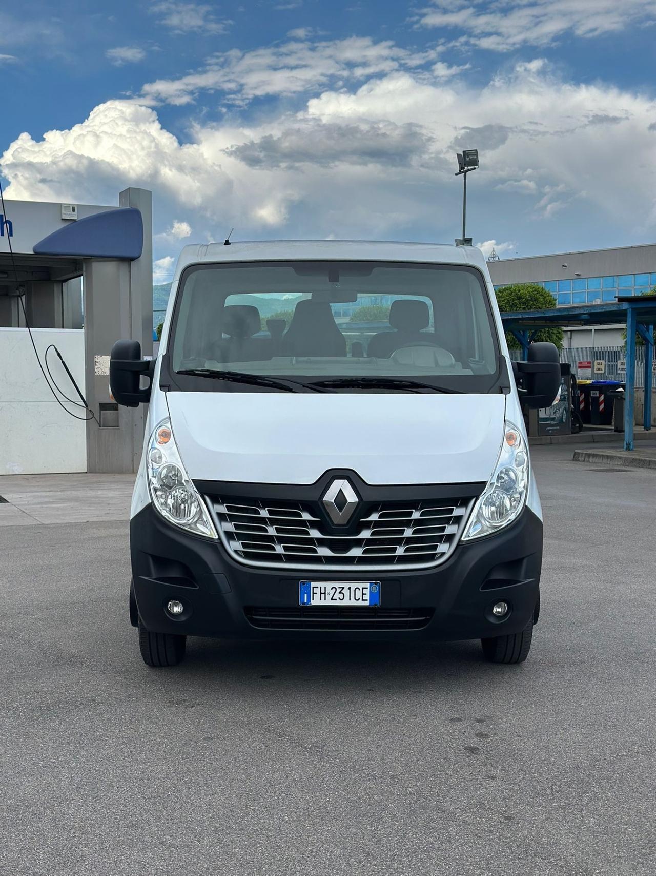 Renault master a telaio