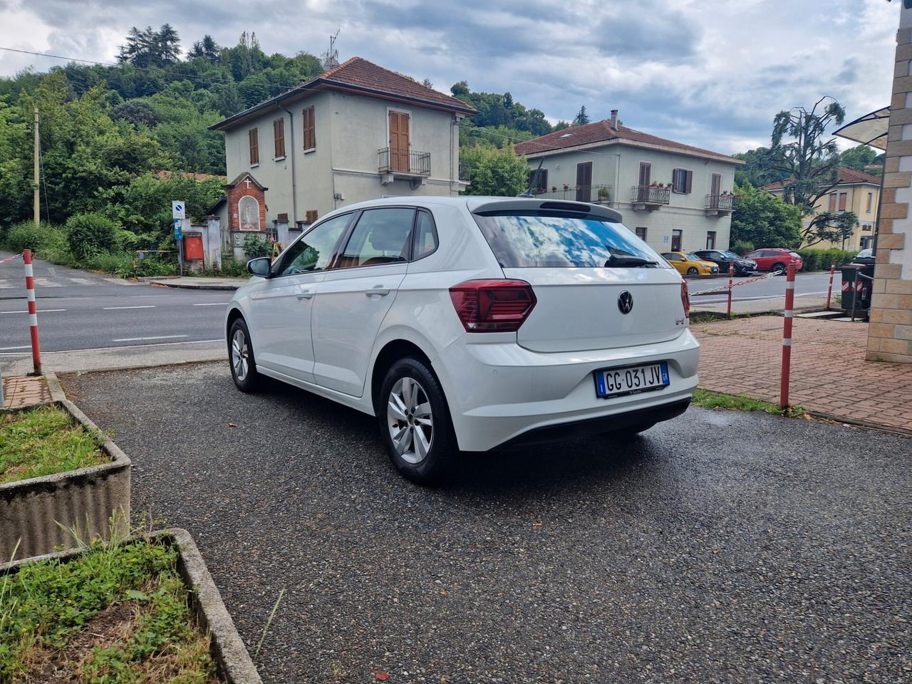 Volkswagen Polo 1.0 80CV "55.200 km" Carplay, Sensori, Clima bizona