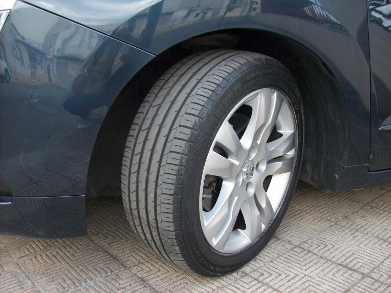 Peugeot 5008 2.0 HDi 150CV Allure Tetto Panoramico