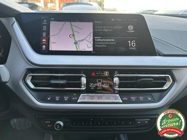 BMW 118 i 5p. Advantage Automatica Led