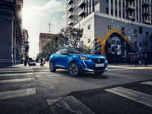 PEUGEOT 2008 PureTech 130 S&S GT Line