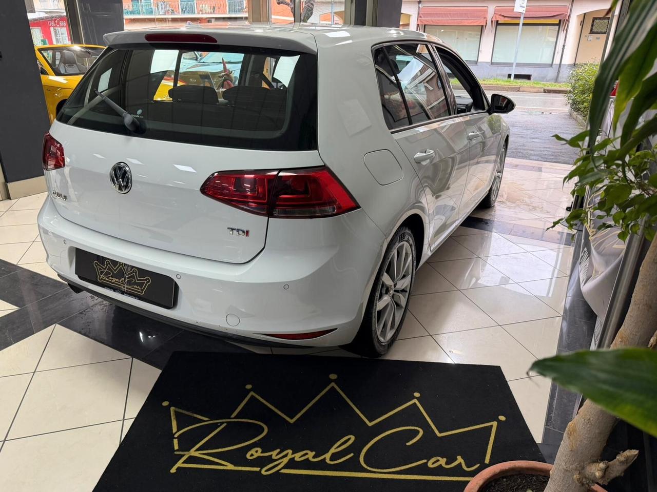 Volkswagen Golf 1.6 TDI 5p. Highline BlueMotion Technology