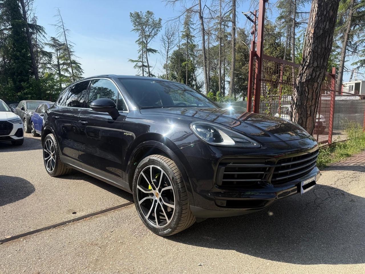 Porsche Cayenne 3.0 V6 E-Hybrid R21 CRONO PACK FULL LED