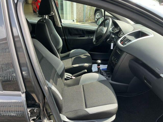 PEUGEOT 207 1.4 8V 75CV 5p. X Line