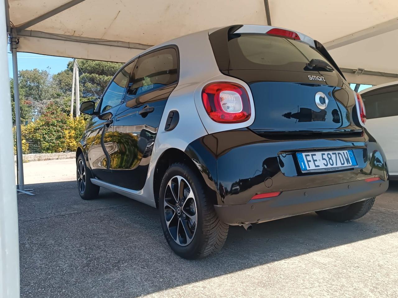 Smart 453 ForFour Km 130.000 2016 Ok Neo Gar Rate