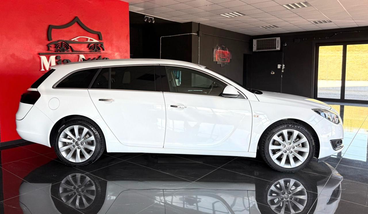 Opel Insignia 2.0 CDTI 140CV Ecopower Sports Tourer Cosmo Business