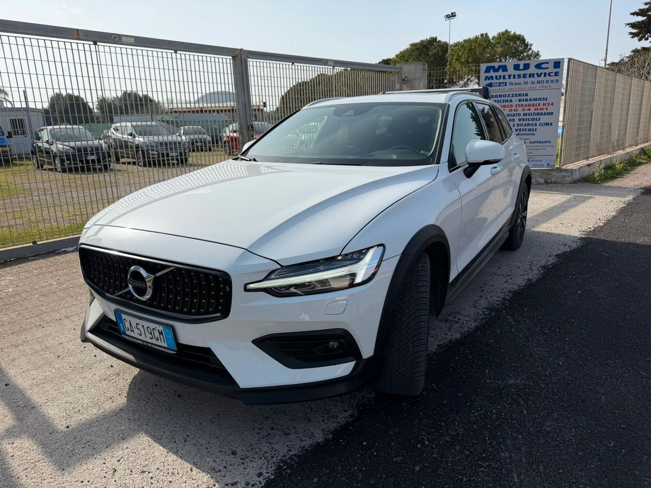 Volvo V60 Cross Country - 2.0 DIESEL - 2020