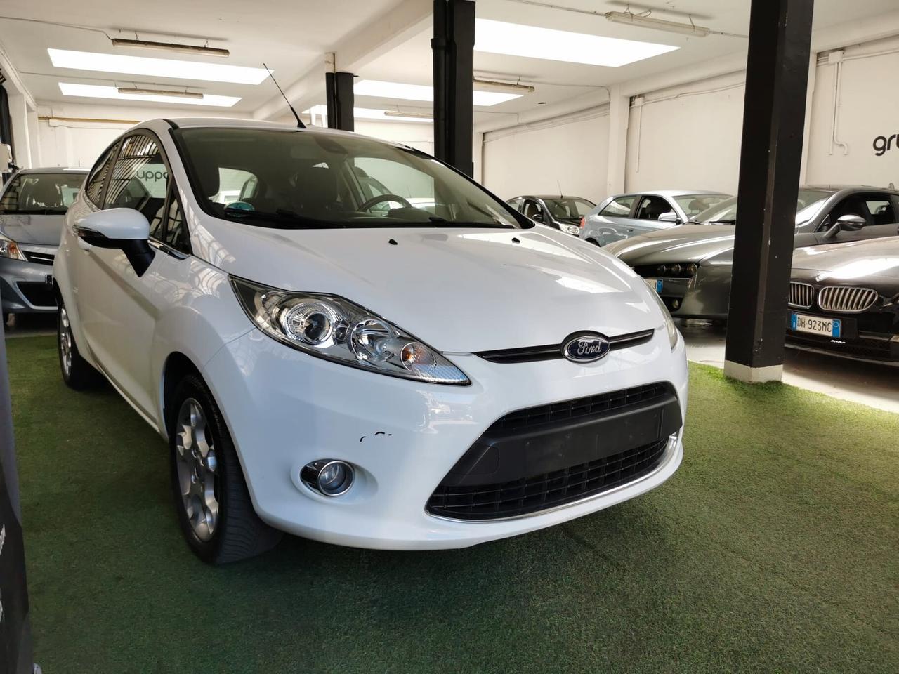 Ford Fiesta 1.4 96CV Titanium GARANZIA 12 MESI