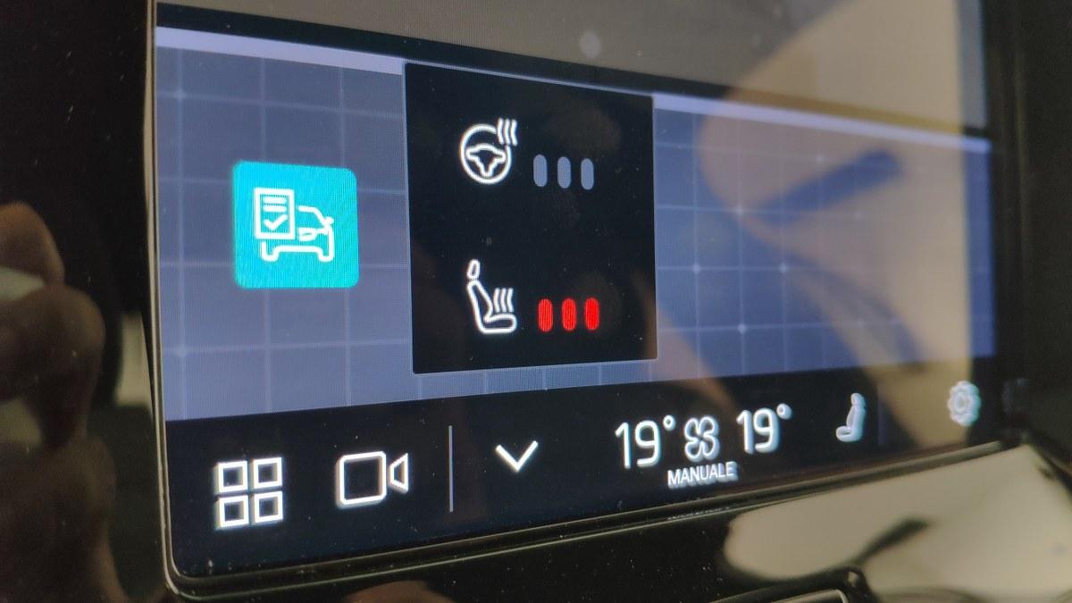 VOLVO Xc40 B3 Mild Hybrid Automatico Core