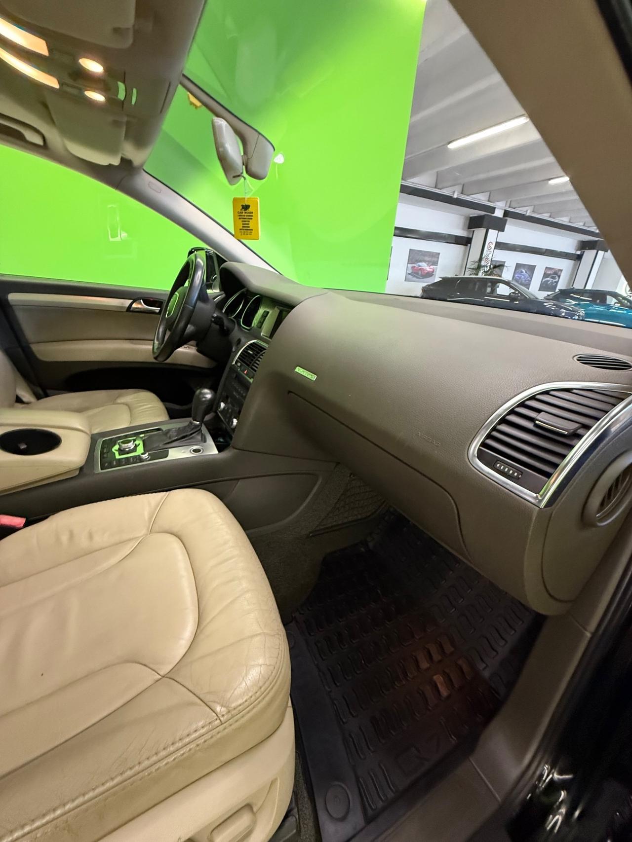 Audi Q7 3.0 V6 TDI 233CV quattro tiptronic