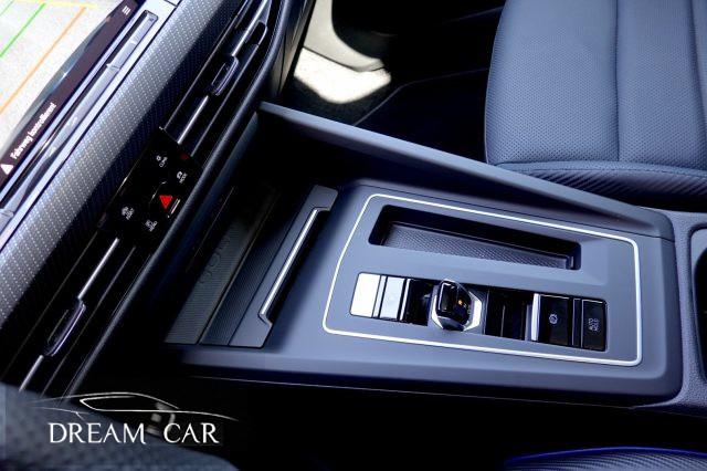 VOLKSWAGEN Golf R 2.0 TSI PERFORMANCE DSG 4Motion FULL-AKRAPOVIC