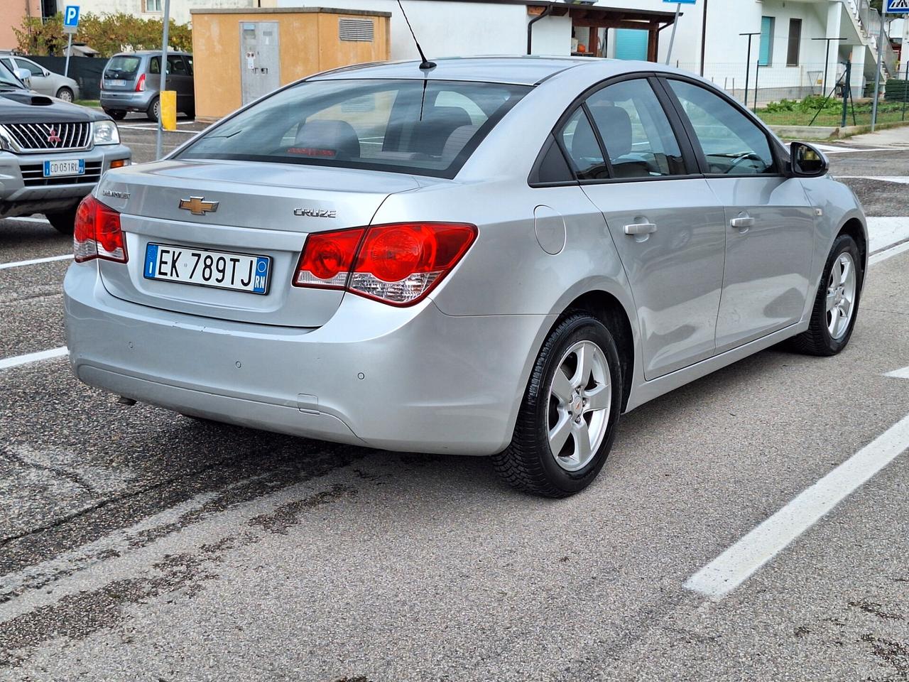 Chevrolet Cruze 1.8 4 porte LT GPL BERLINA EURO5 UNICOPROPIETARIO