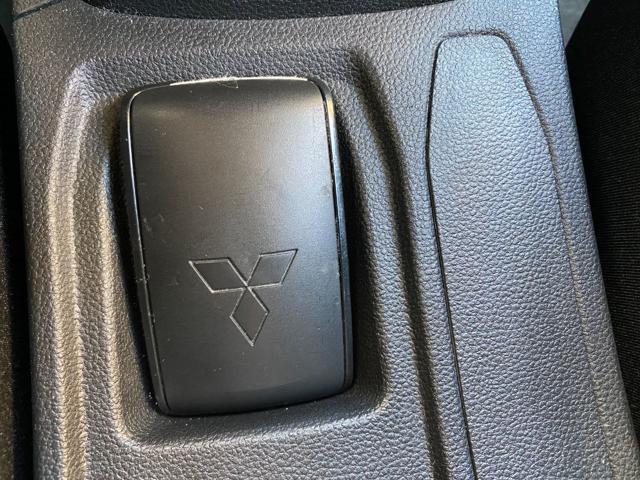 MITSUBISHI Colt 1.0L turbo 90 CV Invite