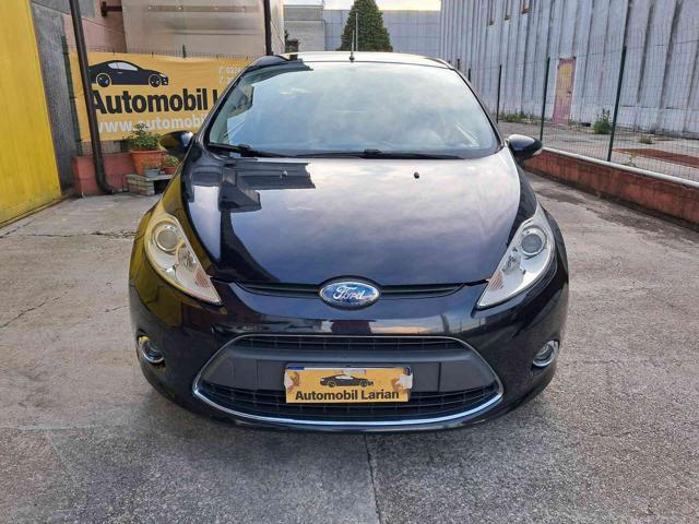 FORD Fiesta 1.6 TDCi 90CV 3 porte DPF Titanium neopatentati
