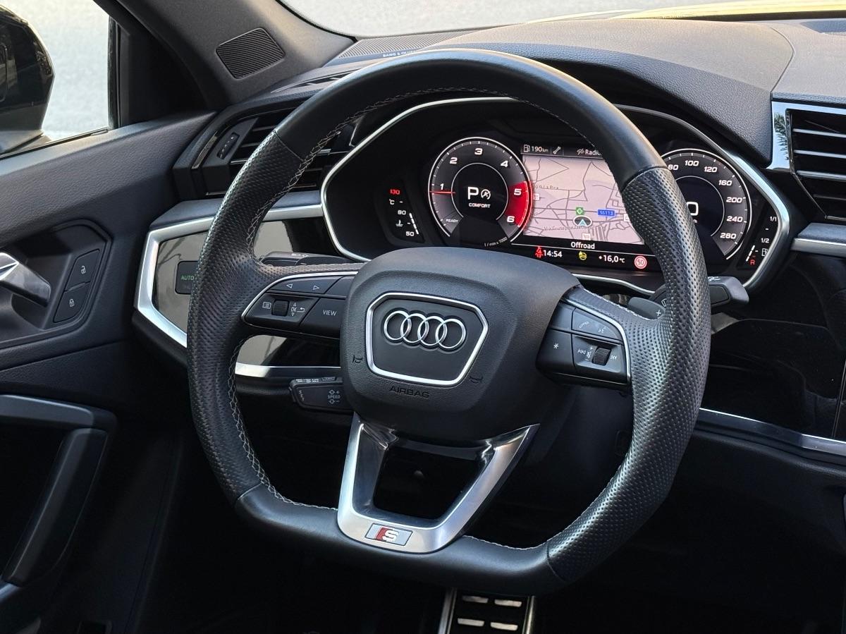 Audi Q3 Sportback Identity Black 35 TDI Quattro S-line 150 CV