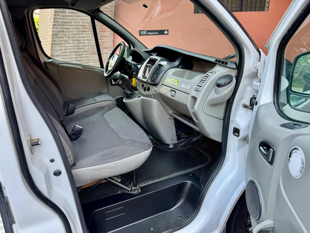 Opel Vivaro 29 2.0 CDTI 120CV PL-TN Furgone Easytronic