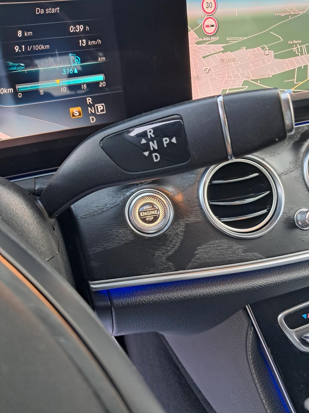 Mercedes E 220d Premium*AMG*VIRTUAL*CAM360°