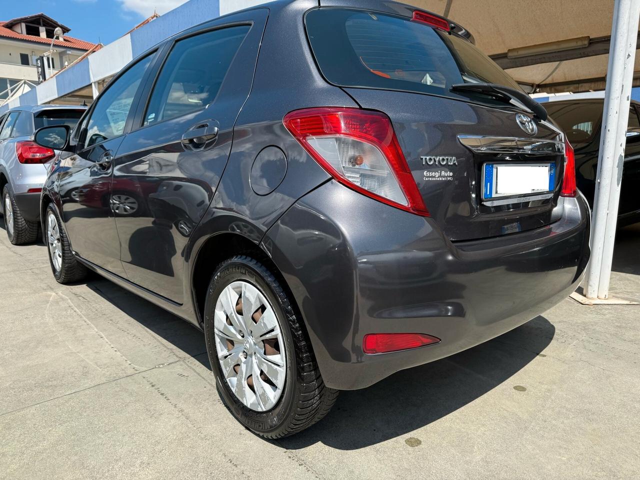 TOYOTA YARIS 1,0 BENZ.