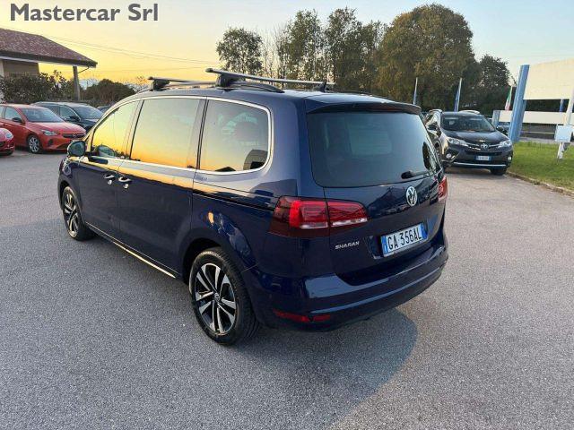 VOLKSWAGEN Sharan Sharan 2.0 tdi Business Dsg-7P Navi Tetto-GA356AL