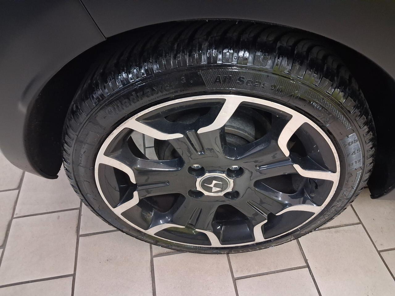 Citroen DS3 Just Black 1.4 GPL unico prop 2013