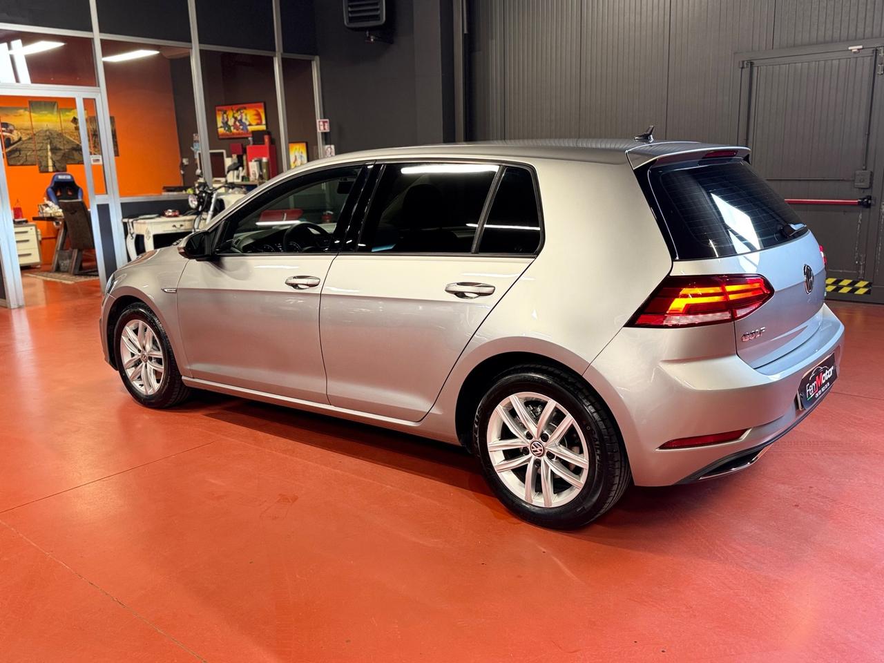 Volkswagen Golf 1.5 TGI DSG 5p. Business BlueMotion Technology
